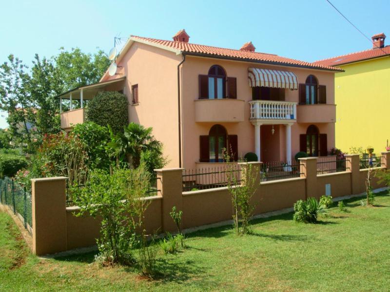 Apartmani Stefano 拉宾 外观 照片